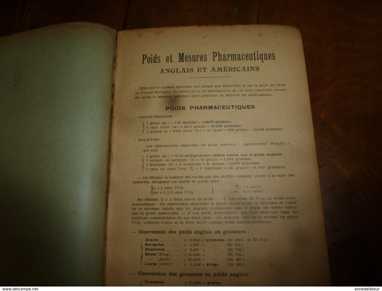 1908 1ère éd. Labo. Pharmaceutique de DAUSSE Ainé : Essais Préparations Galéniques ,nombreuses photos dans les ateliers