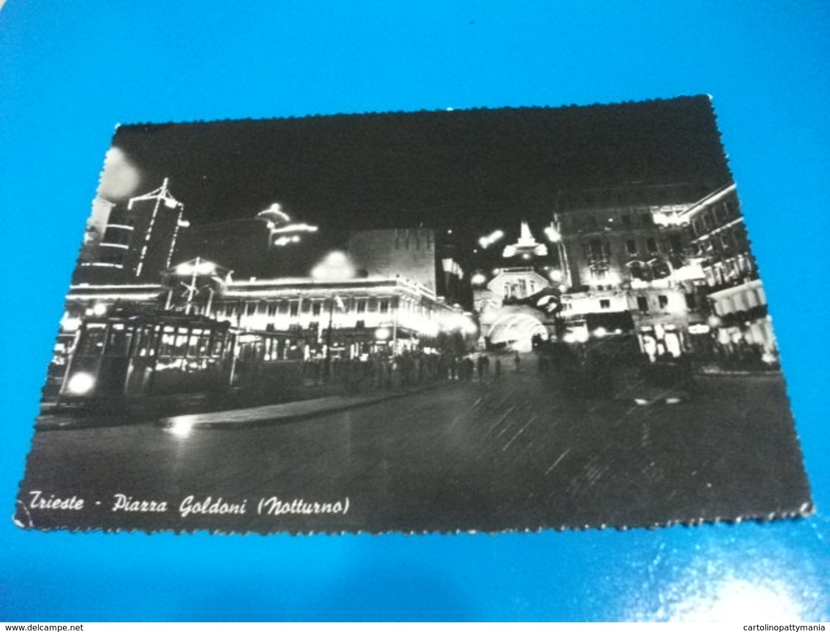 STORIA POSTALE FRANCOBOLLO COMMEMORATIVO ITALIA TRIESTE AMG-FTT FIERA 1951 PIAZZA GOLDONI NOTTURNO LUCI  FESTA LUMINARIE - Trieste