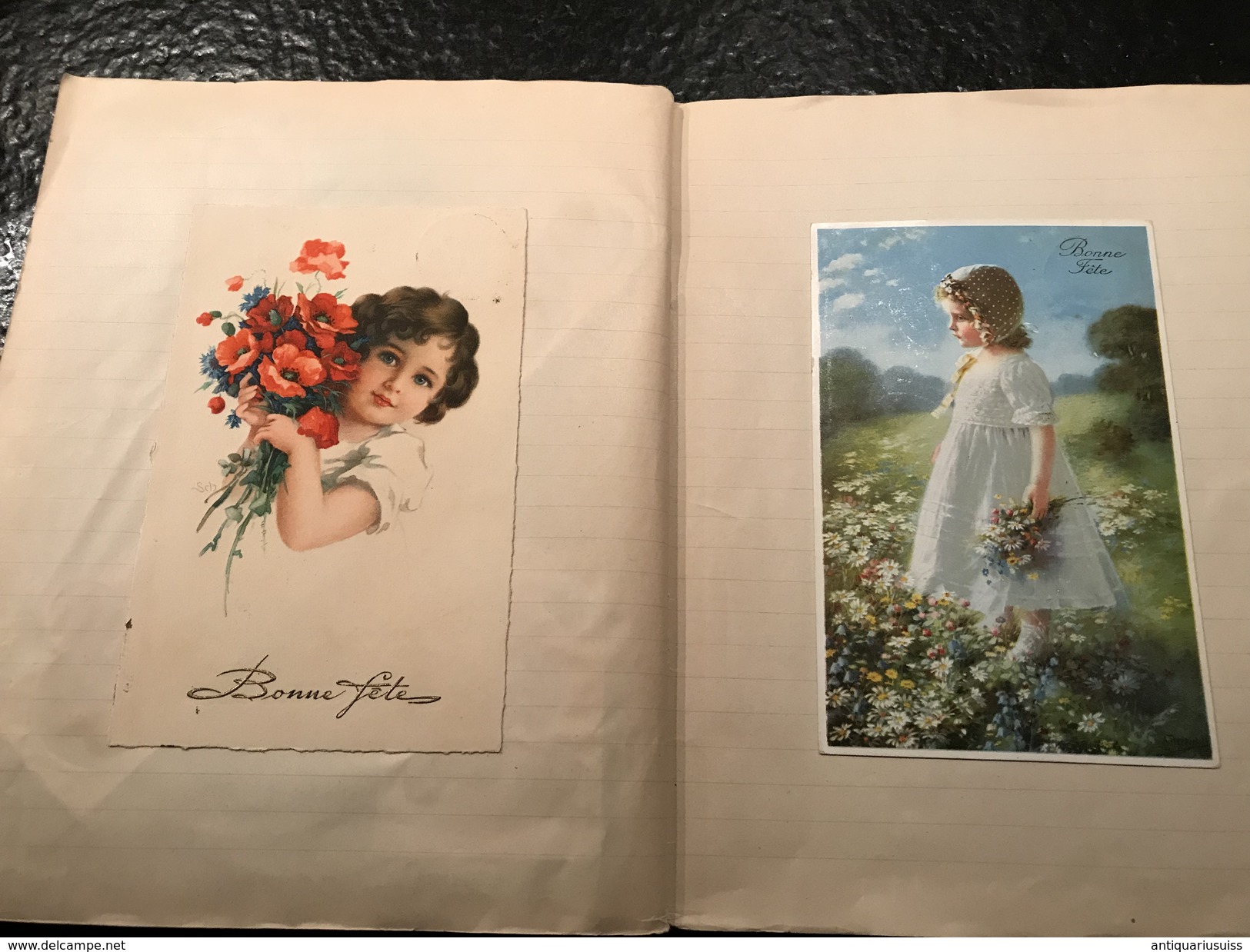 Vieux album - cartes postales - cartons de chocolat - photos de journaux