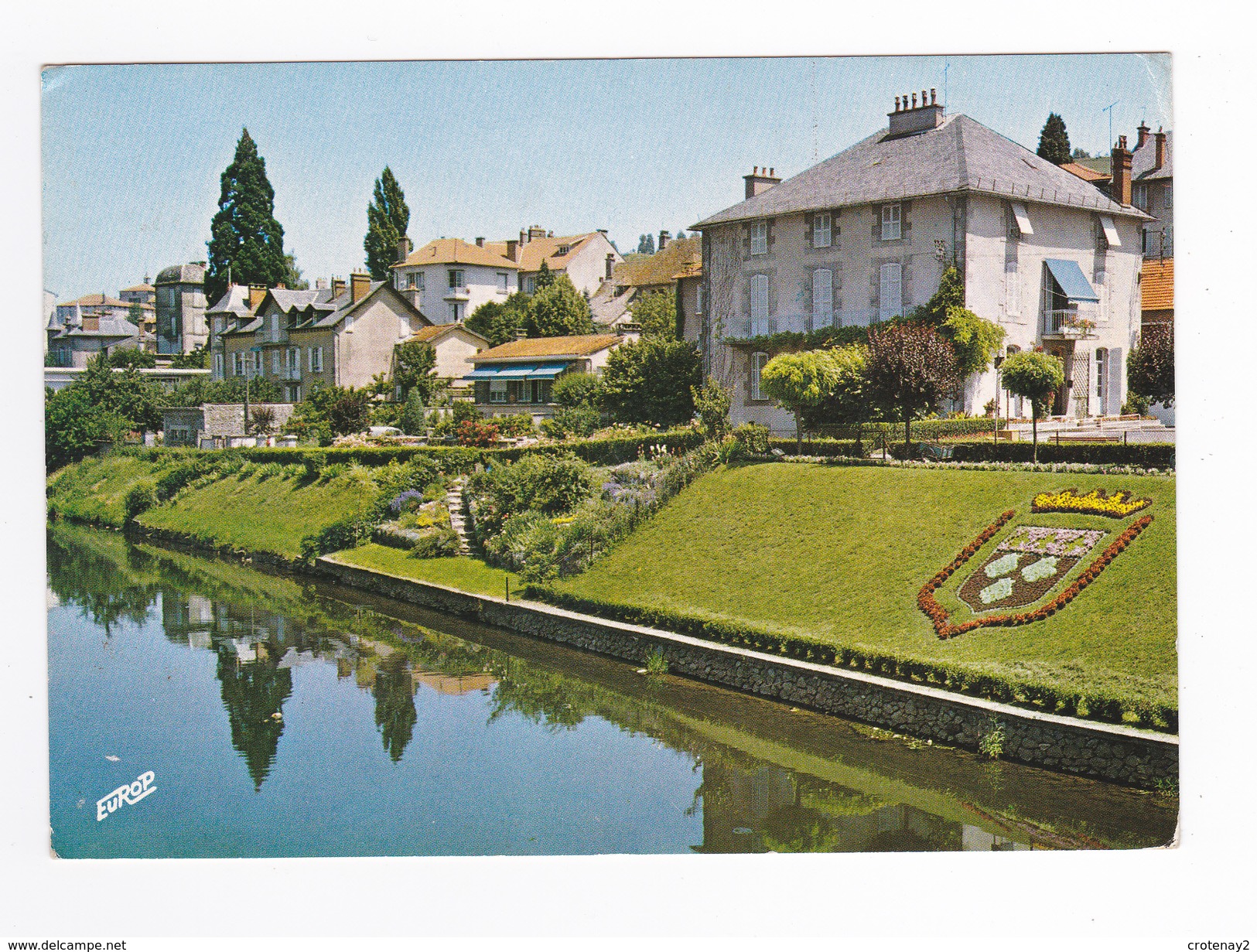 15 Aurillac N°360 Parterre Fleuri Blason Sur Les Bords De La Jordanne - Aurillac