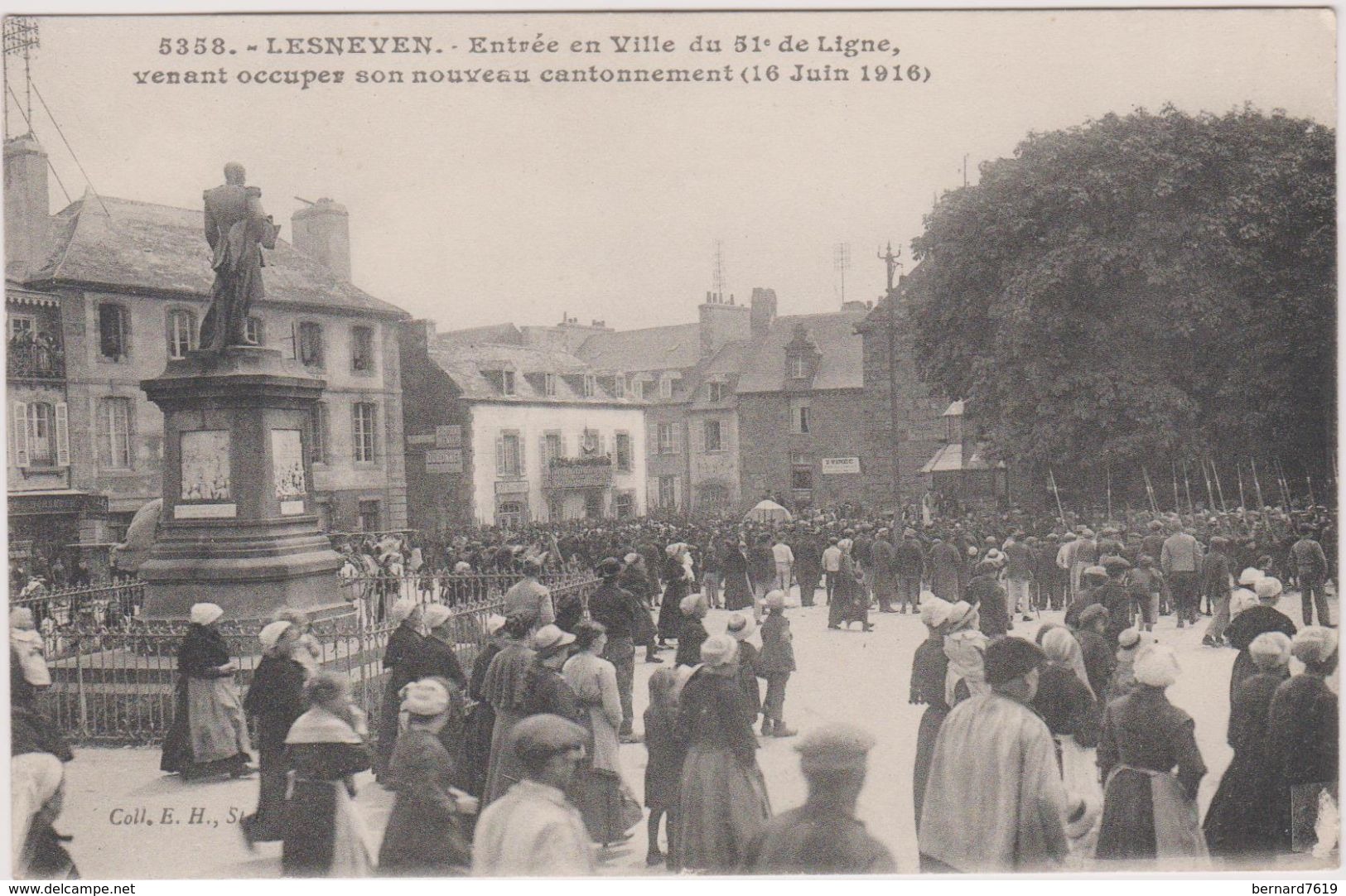 29  Lesneven Entree En Ville  Du 51 E De Ligne  Venant Occuper Son Nouveau Cantonnement  16 Juin 1916 - Lesneven