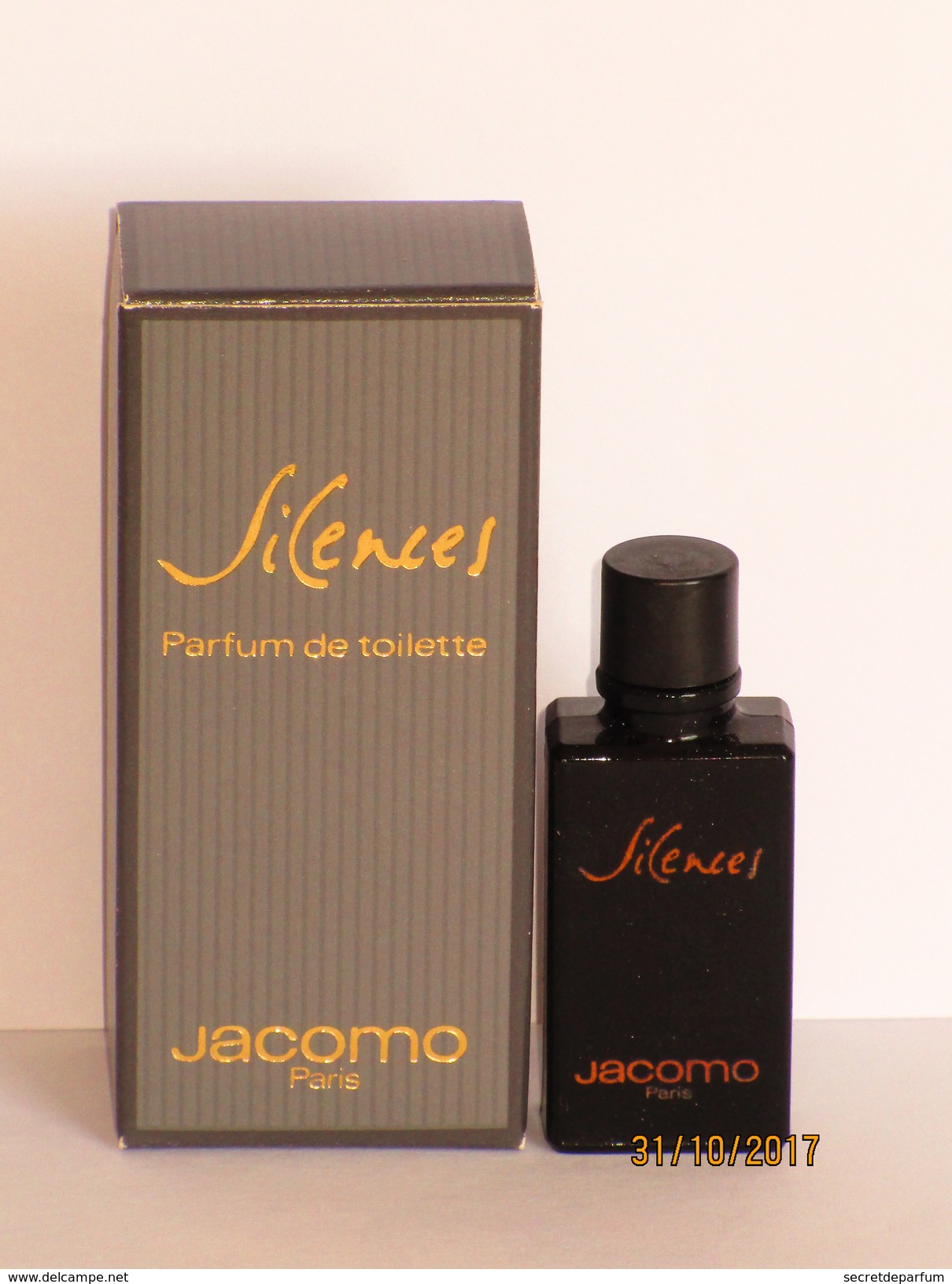 Miniatures De Parfum SILENCES  De  JACOMO  Parfum De Toilette 2.5 Ml  + Boite - Miniatures Femmes (avec Boite)