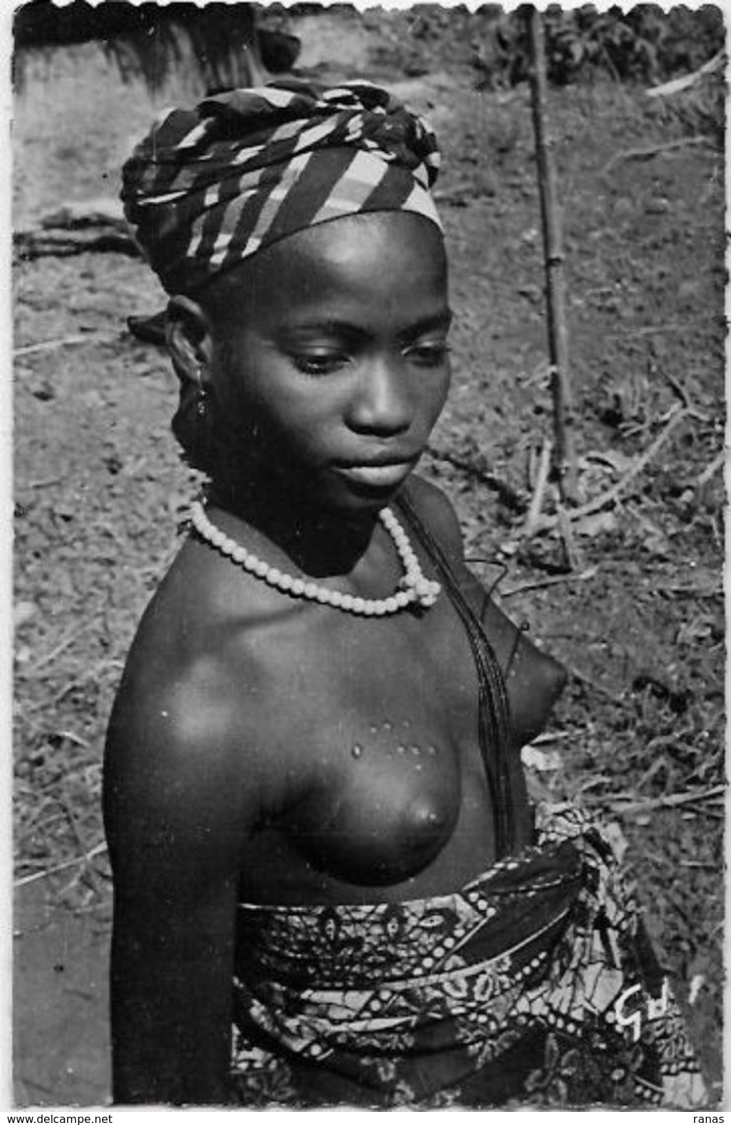 CPSM Guinée Nu Féminin Ethnic Femme Nue Non Circulé GIL 29 Tatouages Scarification - Guinée Française