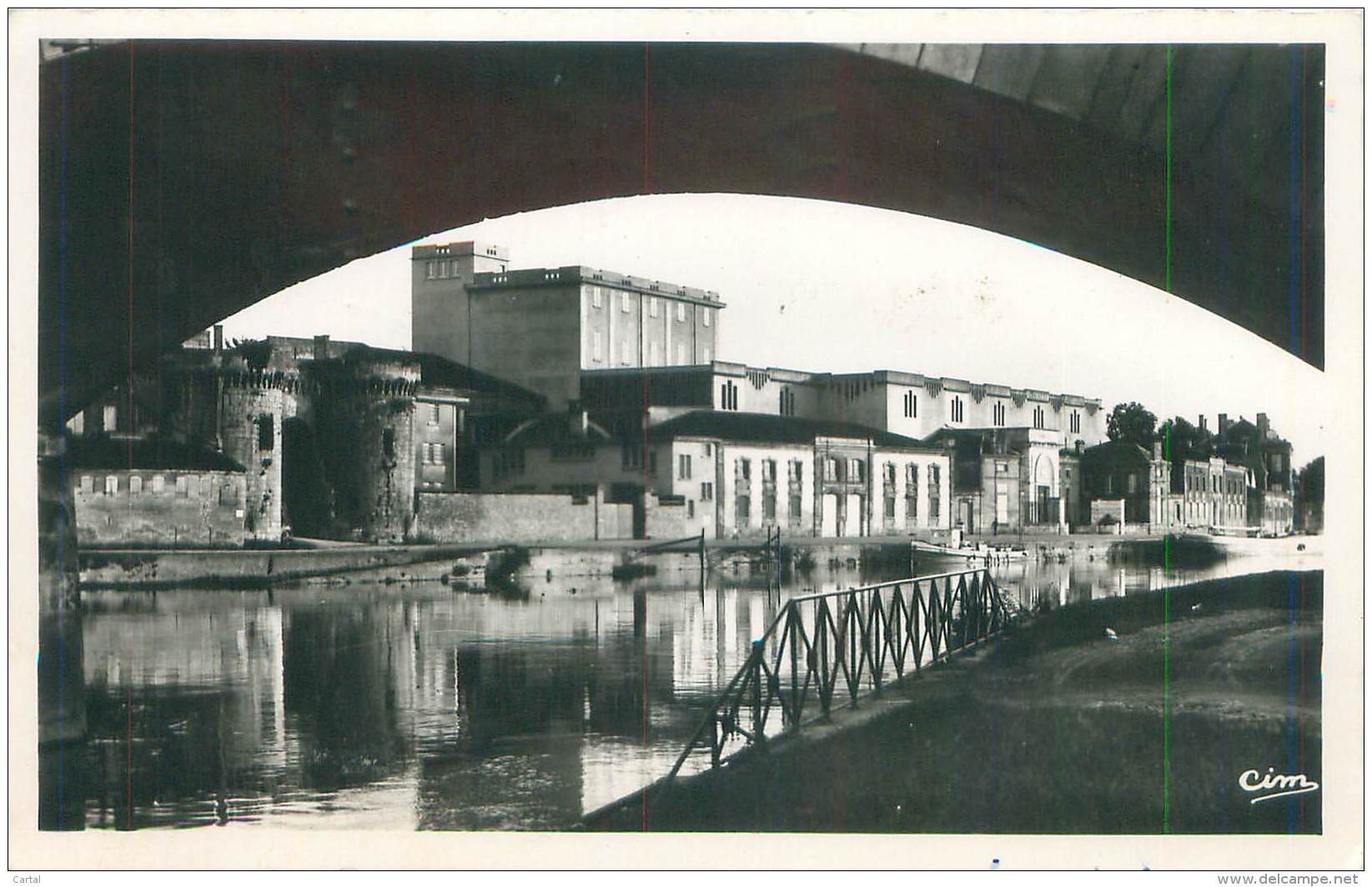 16 - COGNAC - La Charente Et Les Quais - Cognac