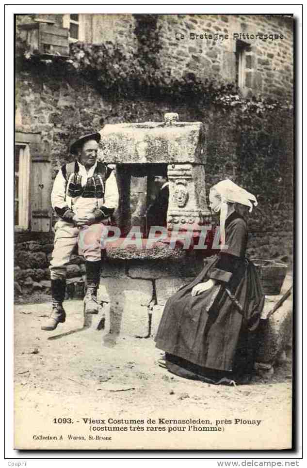 CPA Folklore Vieux Costumes De Kernascleden Pres Plouay - Costumes