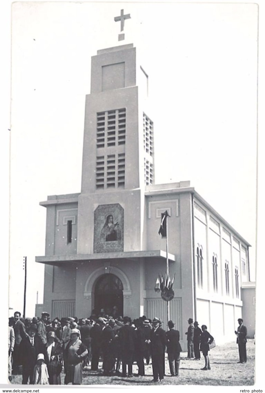 Cpa Carte-photo, Algérie Ou Maroc ? église à Identifier, Sortie De Messe - Non Classés