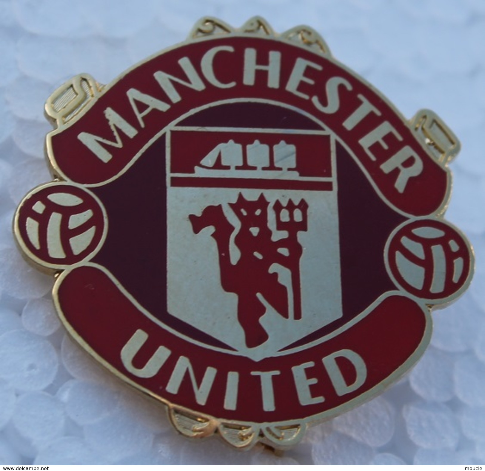 BROCHE - FOOTBALL - FOOT - MANCHESTER UNITED . RED DEVIL'S - DIABLE - Football