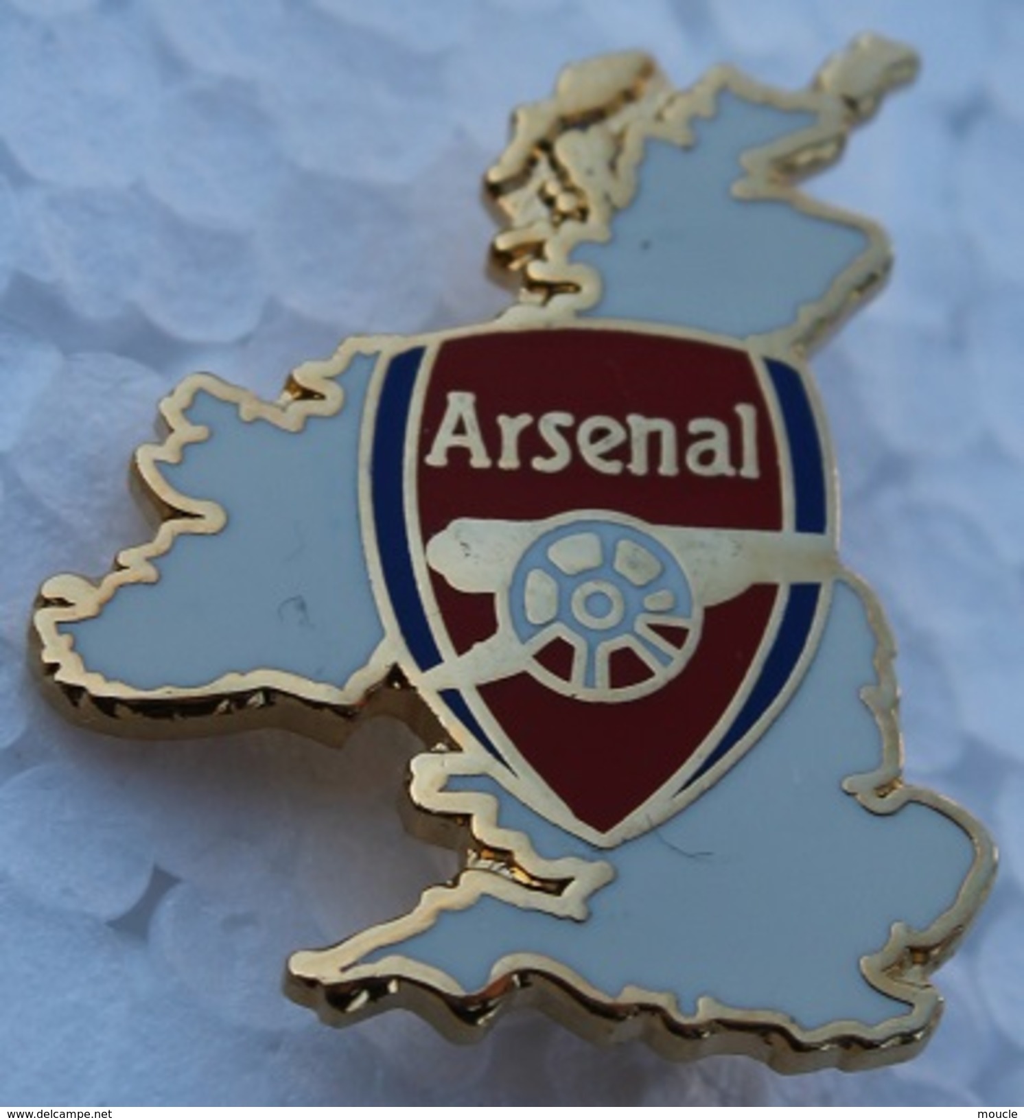 BROCHE - FOOTBALL - FOOT - SOCCER -ARSENAL F.C - ENGLAND - ANGLETERRE - GRANDE BRETAGNE - GREAT BRITAIN - CANONS - Football