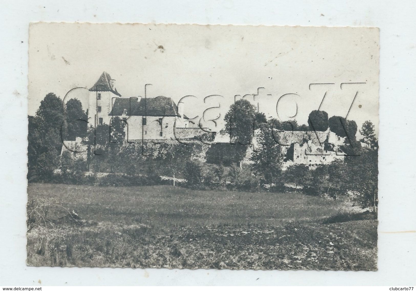 Cazals (46) : Vue Générale Du Quartier Du Château En 1950  GF. - Cazals