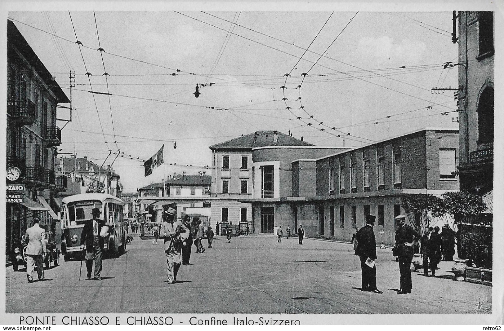 CHIASSO → Ponte Chiasso Mit Altem Bus Und Vielen Touristen, Ca.1950 - Chiasso