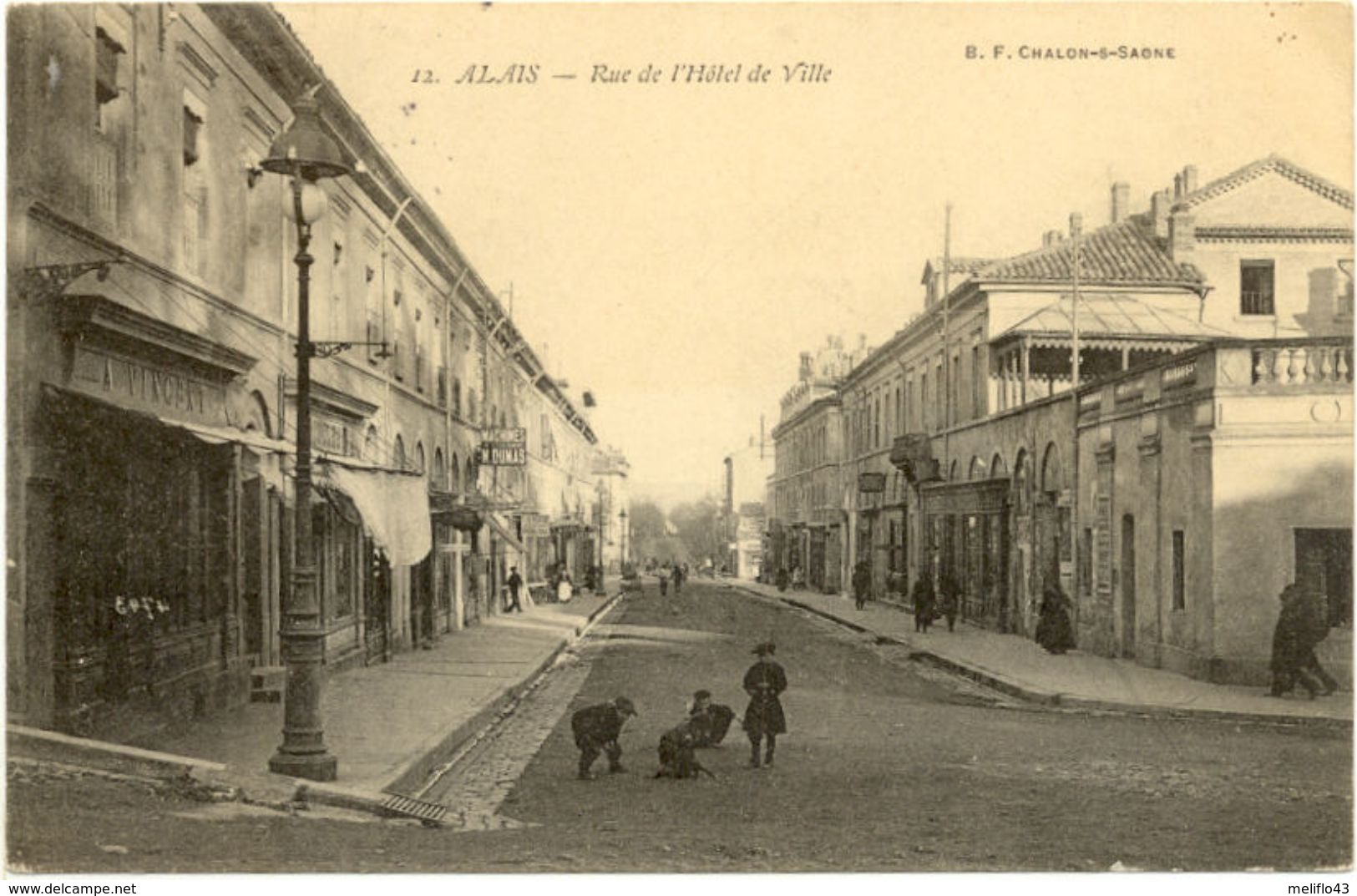 30/CPA A - Alais - Rue De L'Hotel De Ville - Alès