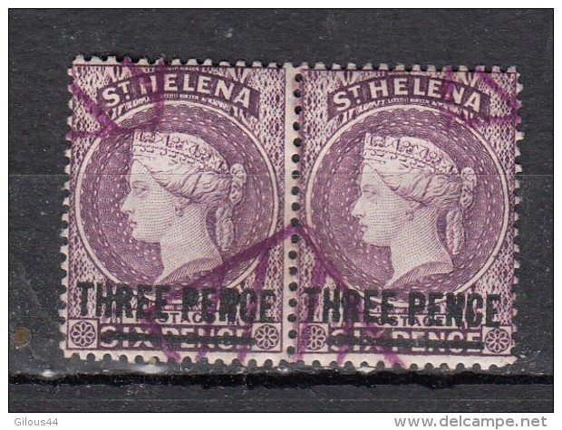 Sainte Héléne  Victoria  6p  Violet Surcharge Three Pence  Paire - Sainte-Hélène