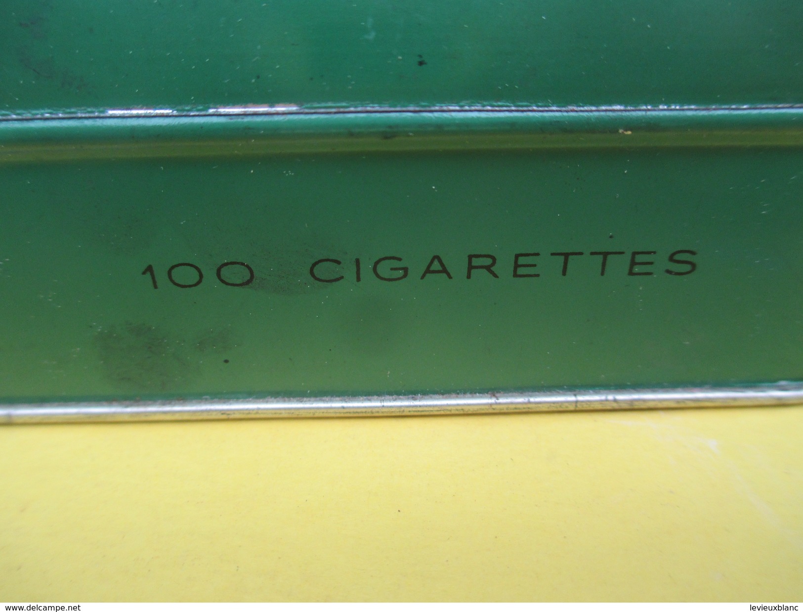Boite Métallique Ancienne/100 Cigarettes / Ed Laurens/ Le Khédive/Extension Suisse/Genéve/Vers 1960 - 1980      BFPP192 - Scatole