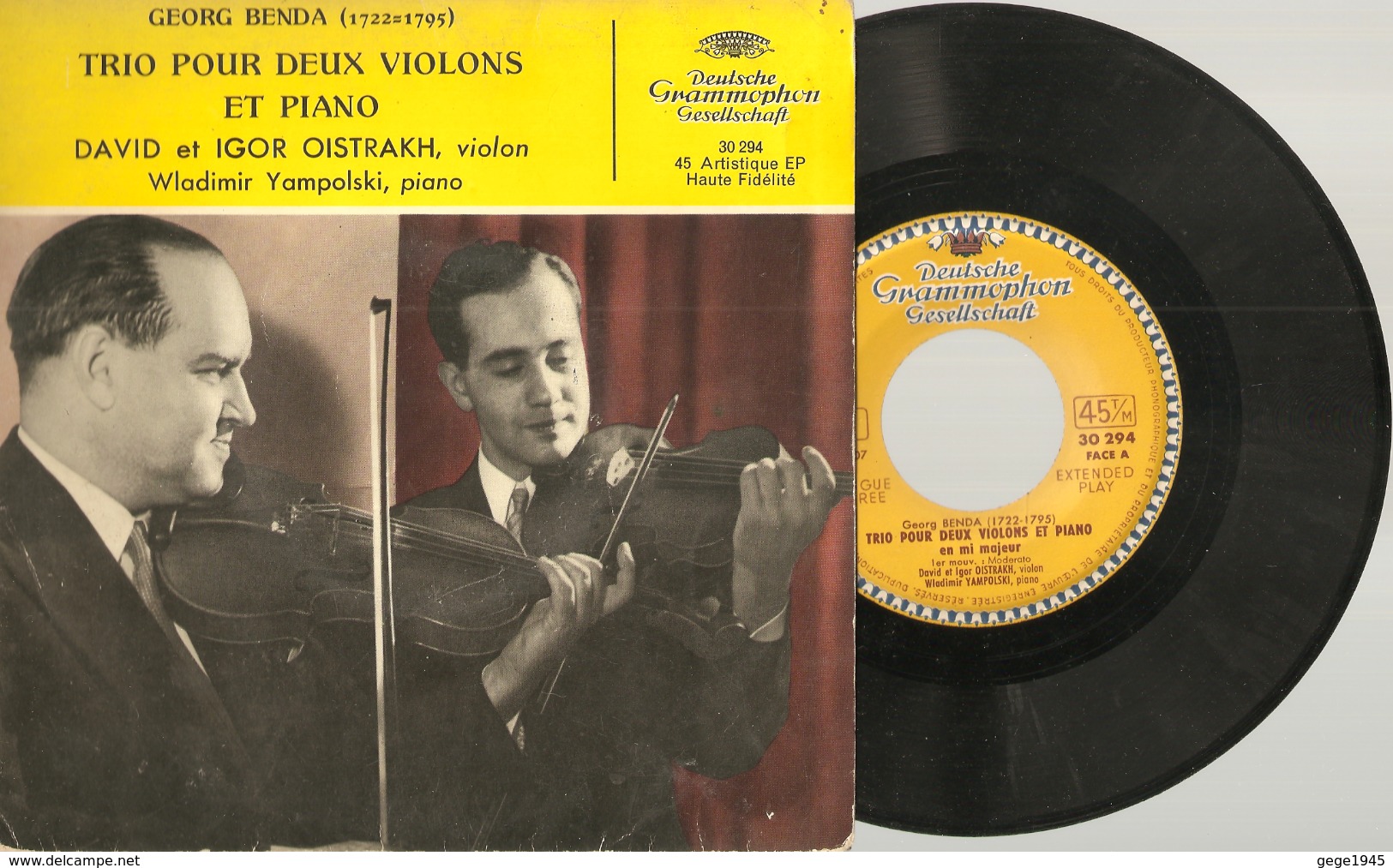 45 T   Georg  Benda  " Trio Pour 2 Violons Et Piano  "  David Et Igor Oistrkh Au Violon  &  Wladimir  Yampolski Au Piano - 45 T - Maxi-Single