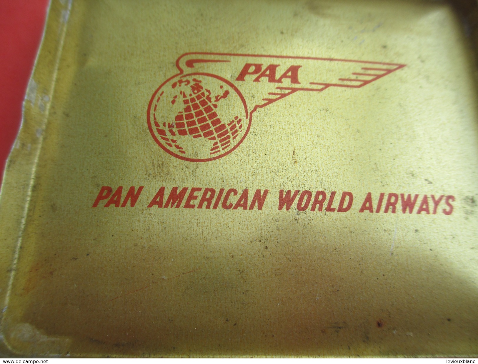 Boite Métallique Ancienne/Twenty Cigarettes/Benson & Hedges/ PAA/Pan American World Airways/ Vers 1940-1950   BFPP171 - Boîtes