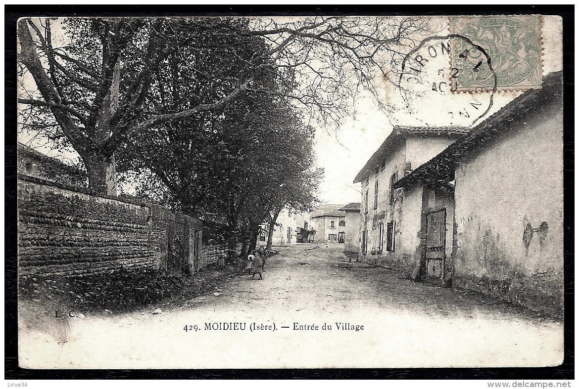 CPA ANCIENNE FRANCE- MOIDIEU (38)- ENTRÉE DU VILLAGE EN GROS PLAN- VIEILLES MAISONS- ANIMATION- - Autres & Non Classés