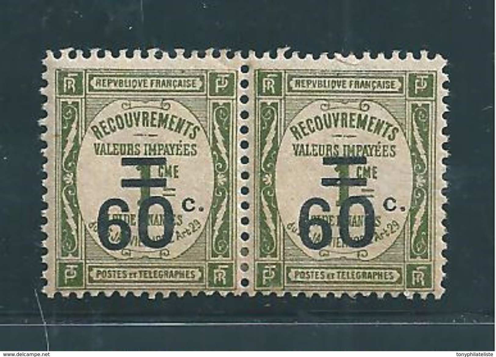 Timbre Taxe De France 1926  N°52  En Paire  Neuf Petite Trace De Charnière - 1859-1959 Neufs