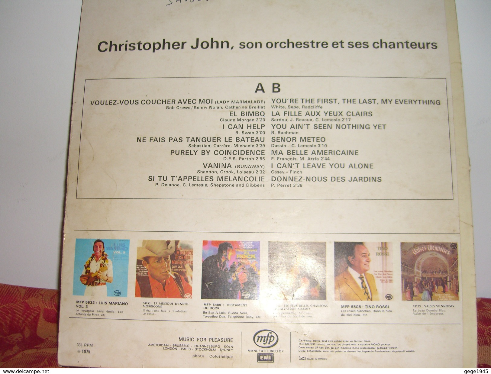 33 T    14  Succès  Chantés  Avec  Christopher  John  , Son  Orchestre  Et  Ses  Chanteurs - Musicales