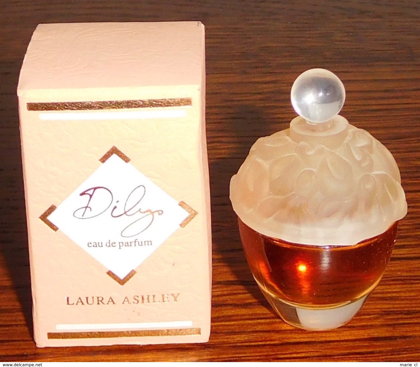 Miniature De Parfum DILYS De Laura Ashley - Miniatures Femmes (avec Boite)