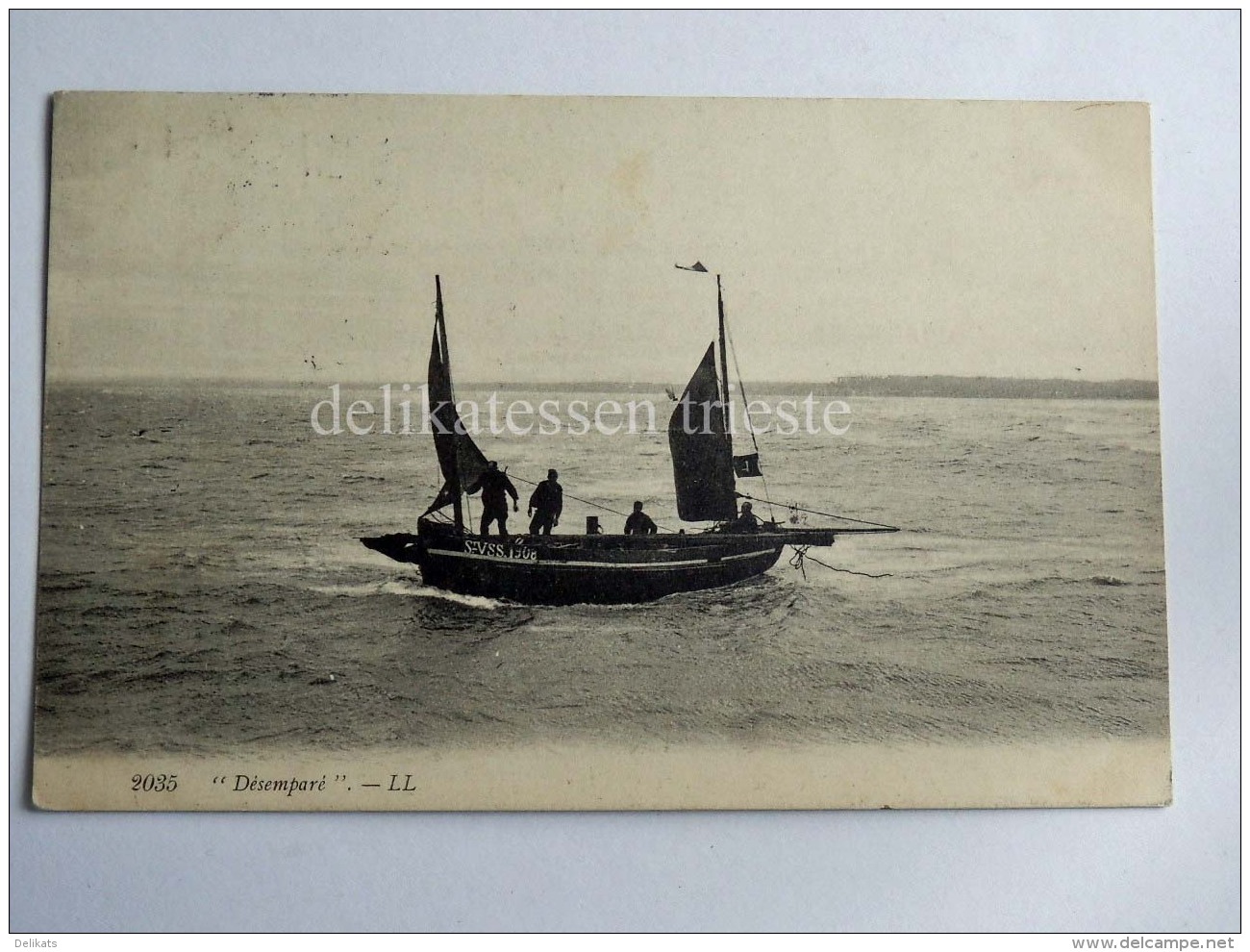 FRANCIA FRANCE CAEN Courseulles Sur Mer Bateau Desempare Fisherman CPA Old Postcard - Caen