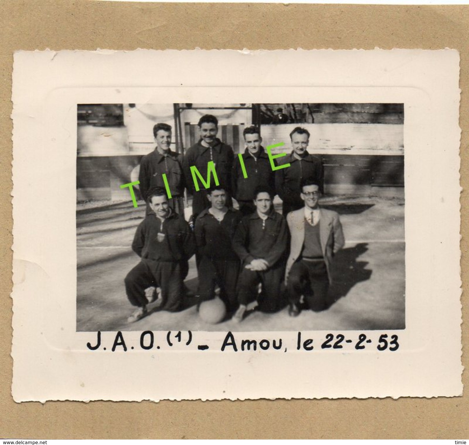 PHOTO - 64 - OLORON - EQUIPE DE BASKET J.A.O EN 1953 - MATCH CONTRE AMOU 40 - Identifizierten Personen