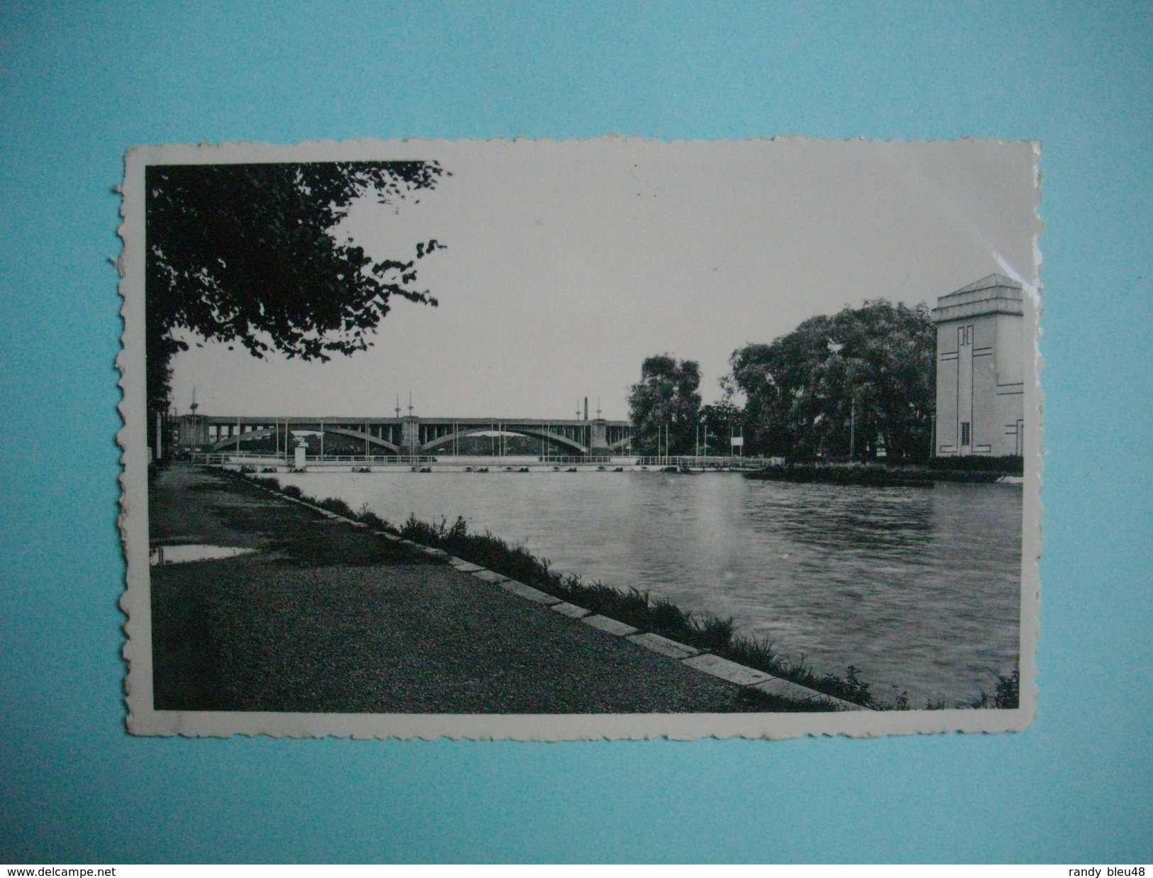 VISE  - ( Visé )   Le Pont Sur La Meuse     -  BELGIQUE - Visé