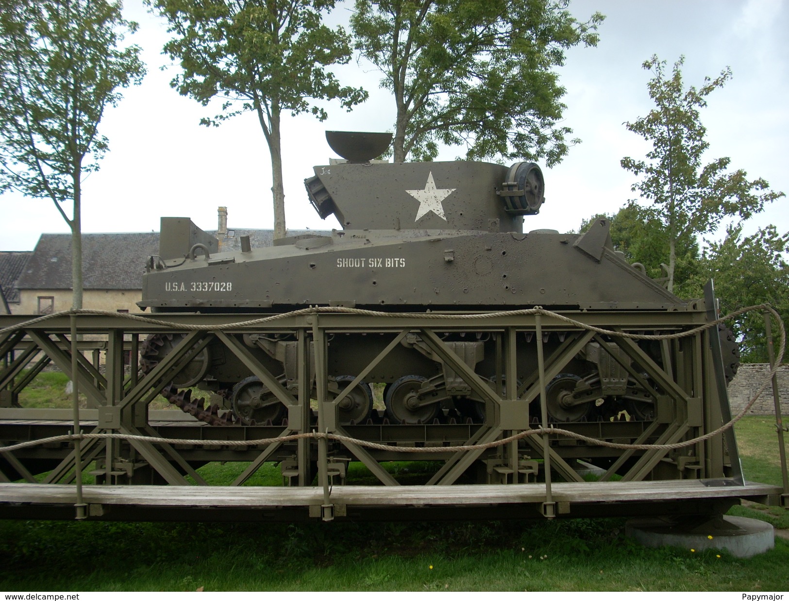 WW2 - Char M32B1 Sherman  TRV (Tank Recovery Vehicle) Sur Pont Bailey - Véhicules