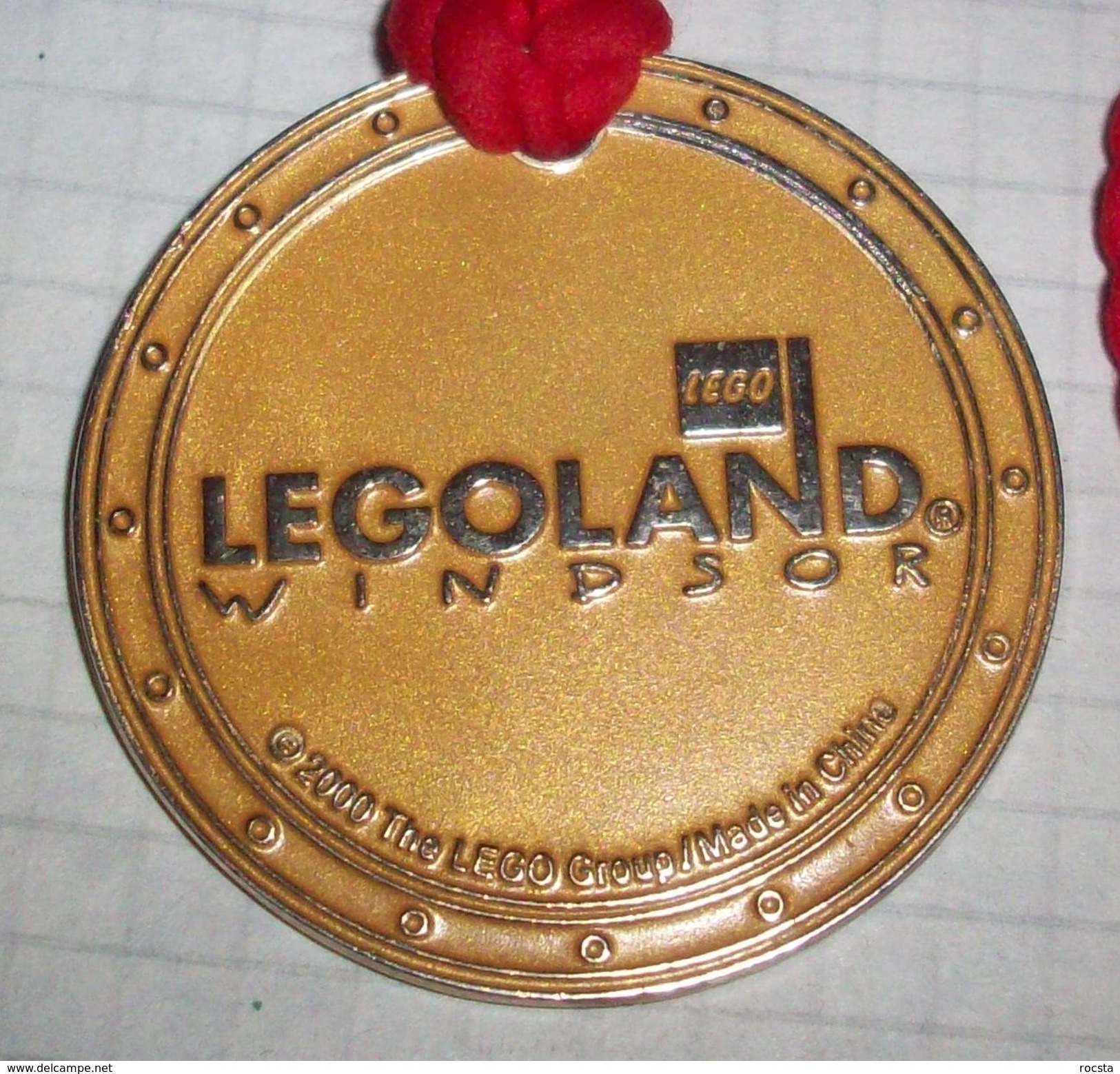 Very Rare - LEGOland Windsor - Pirates Gold Wash Medallion LLW - 2000 - Games