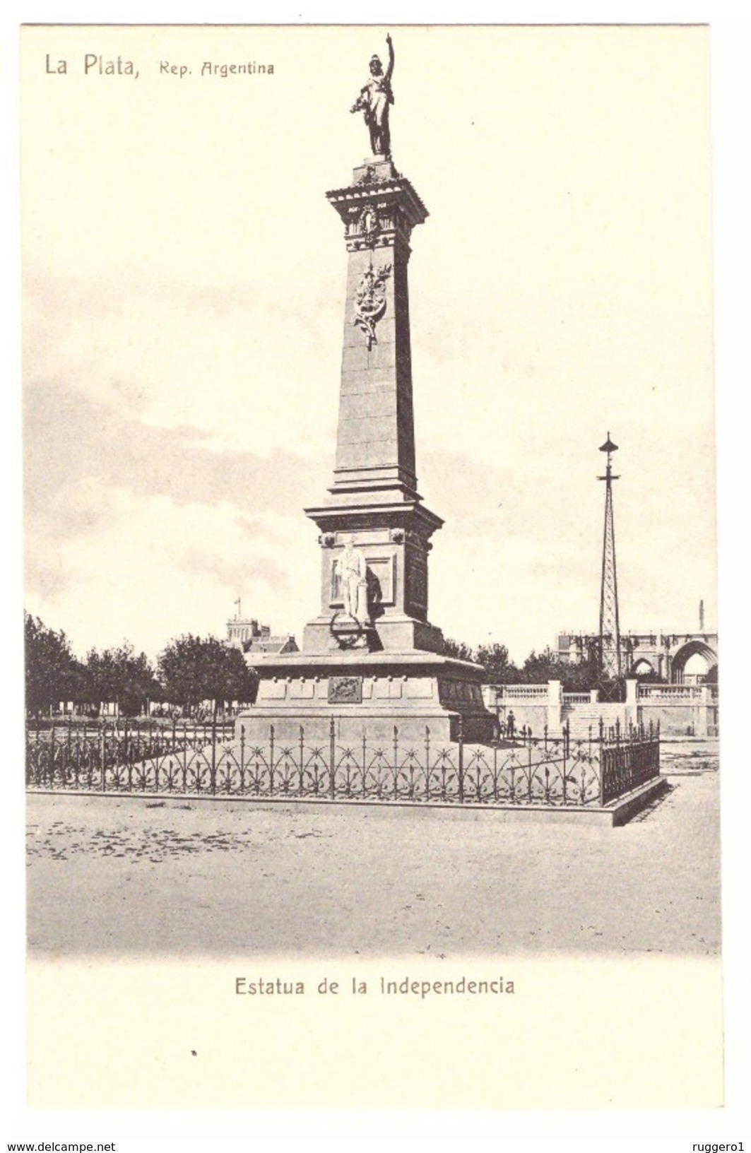 Estatua De La Independencia La Plata   Argentina - Argentina