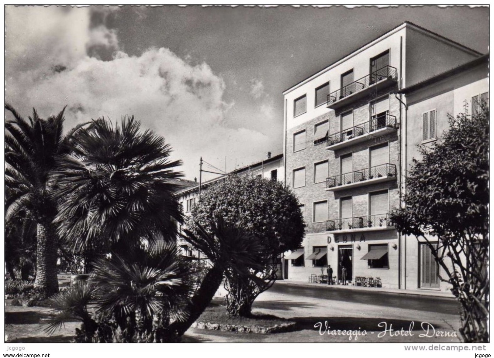 ITALIE VIAREGGIO  Hôtel Derna.Carte Photo. TBE - Viareggio