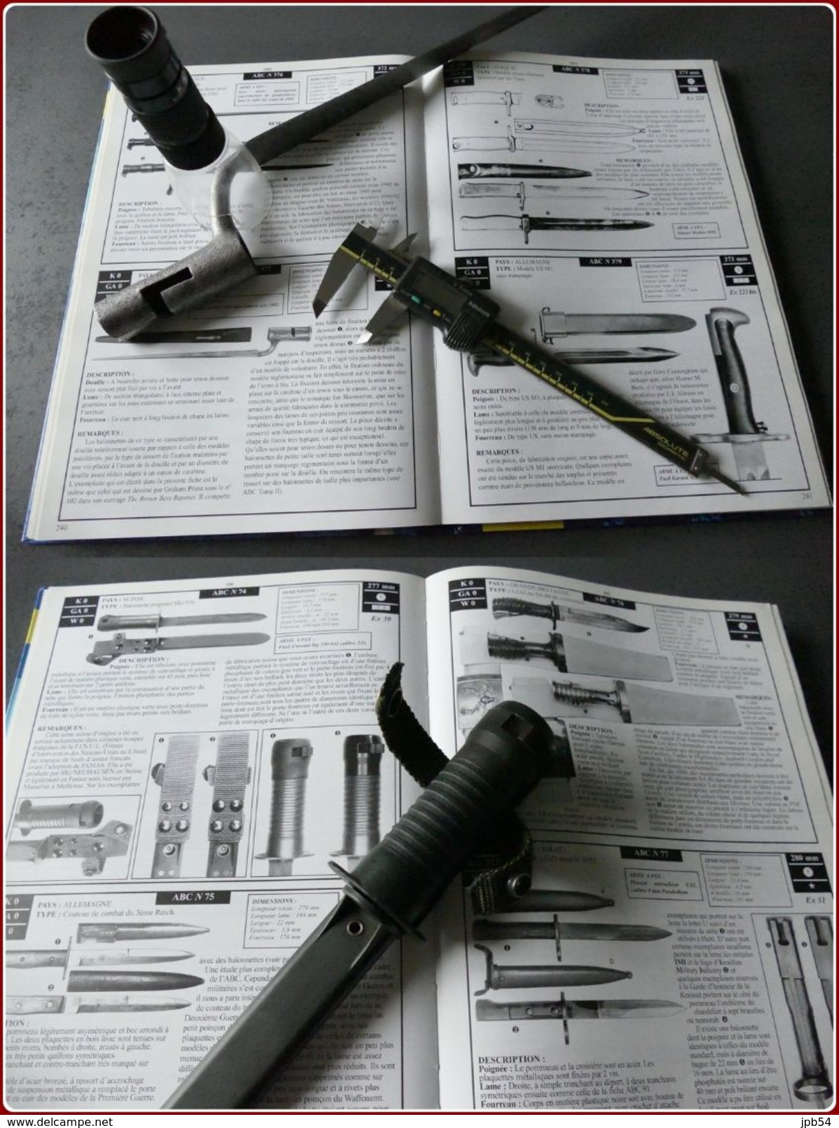 ATLAS DE LA BAIONNETTE  DE COLLECTION   TOME 1 - Armes Neutralisées