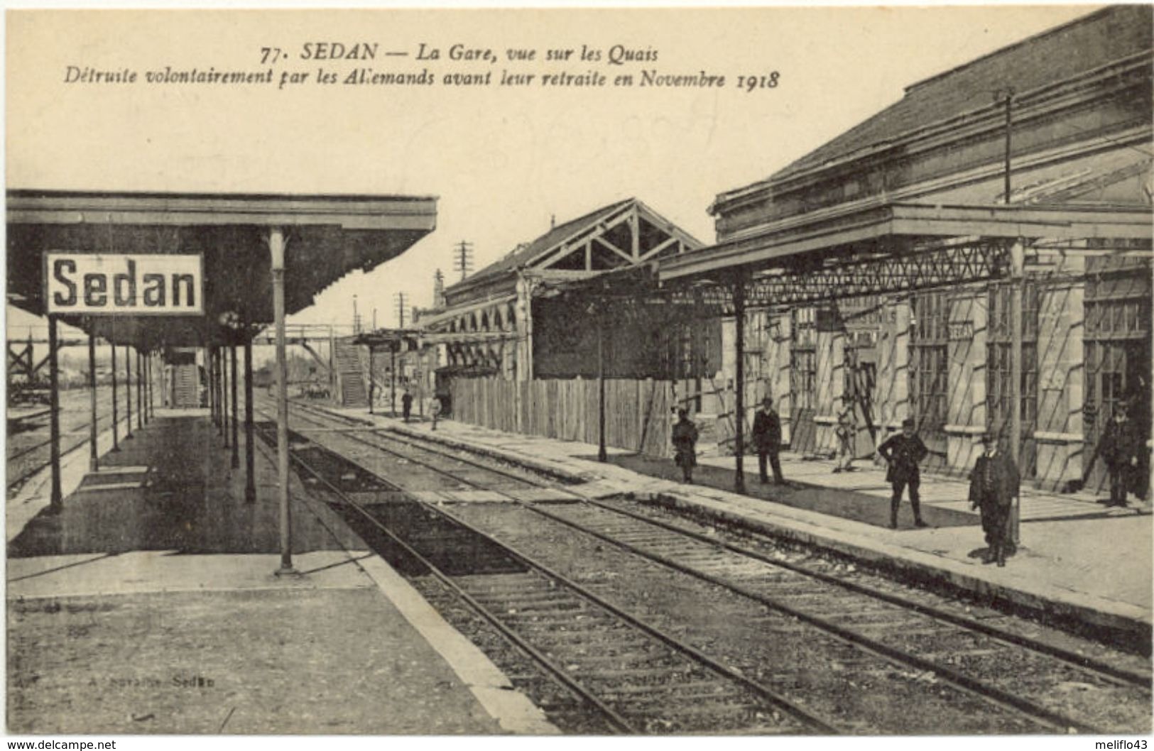 08/CPA A - Sedan - La Gare, Vue Sur Les Quais. Détruite Volontairement Par Les Allemands - Sedan