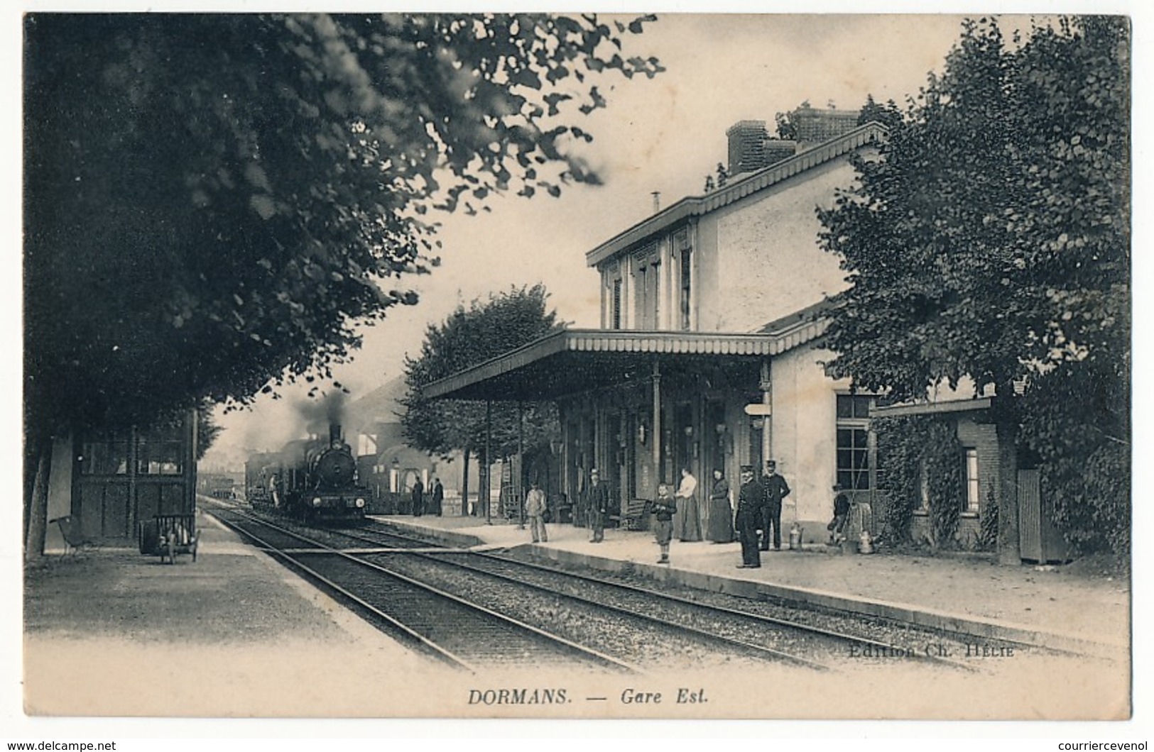 CPA - DORMANS (Marne) - Gare Est - Dormans