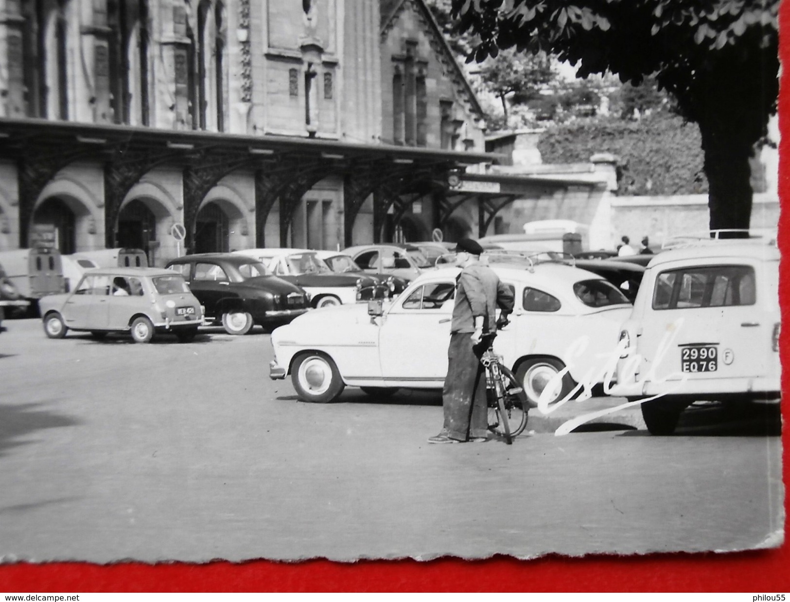 Cpsm 76 ROUEN La Gare Traction, Aronde, Austin,4cv, Fregate, Dauphine..... - Rouen