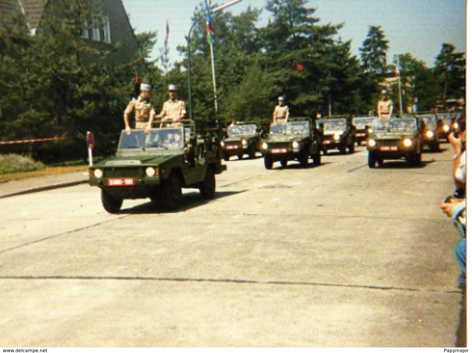 Militaria - Escadron Motorisé Du 11° Régiment De Chasseurs à Berlin Le 14 Juillet 1987 - Quartier Napoléon - Other & Unclassified
