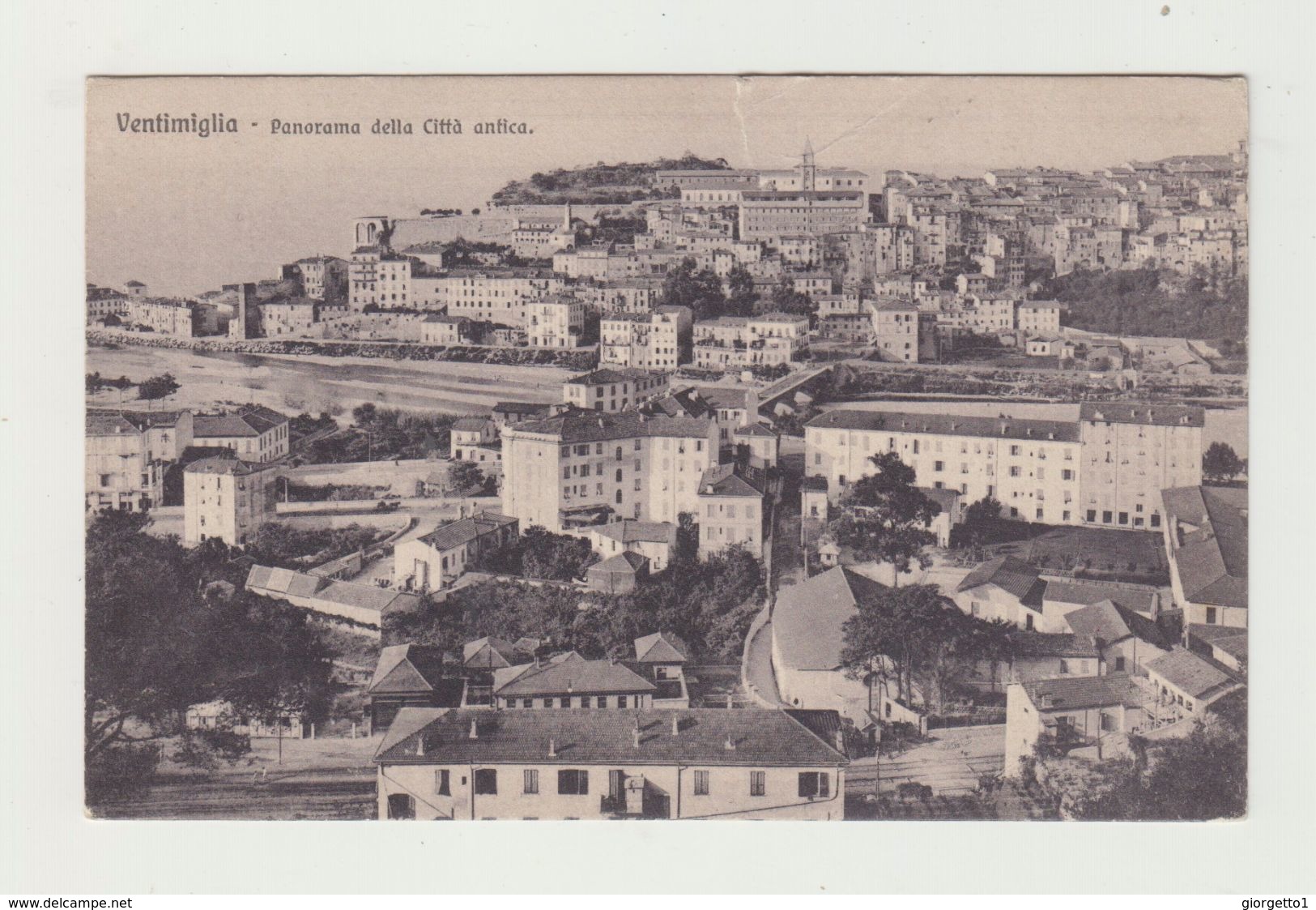 VENTIMIGLIA - PANORAMA DELLA CITTà ANTICA - NON VIAGGIATA - PICCOLO STRAPPO IN ALTO. - ITALY POSTCARD - Imperia