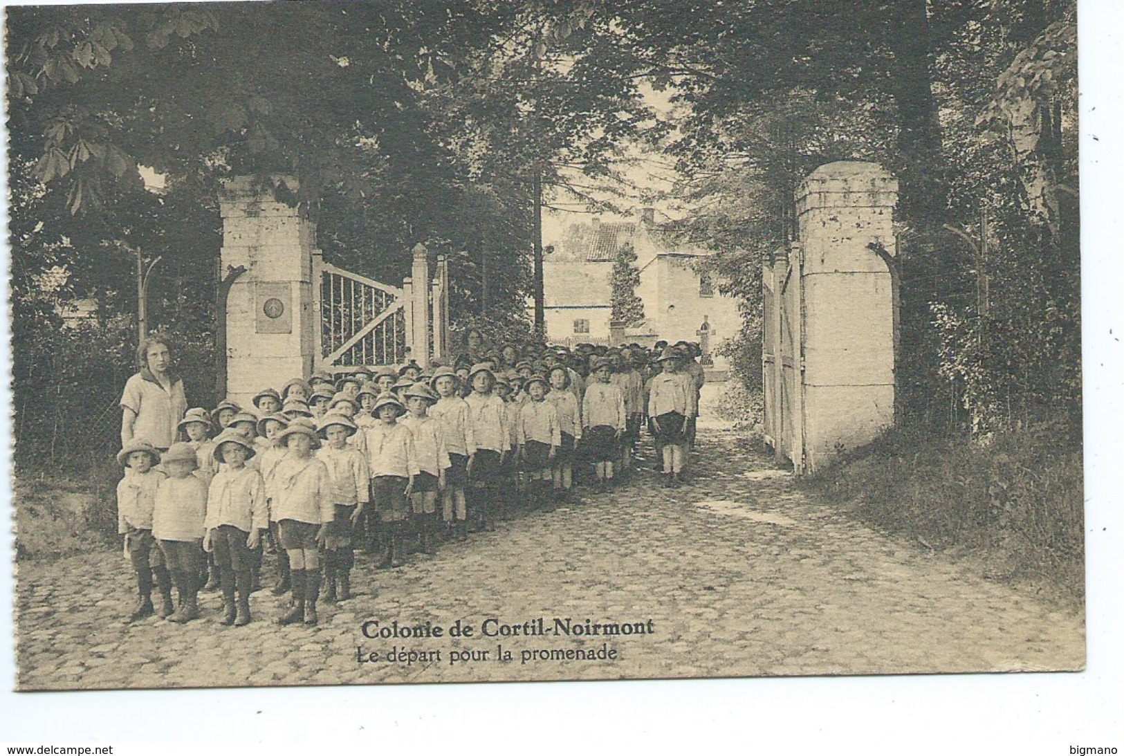 Cortil Noirmont Colonie Le Départ Pour La Promenade - Chastre