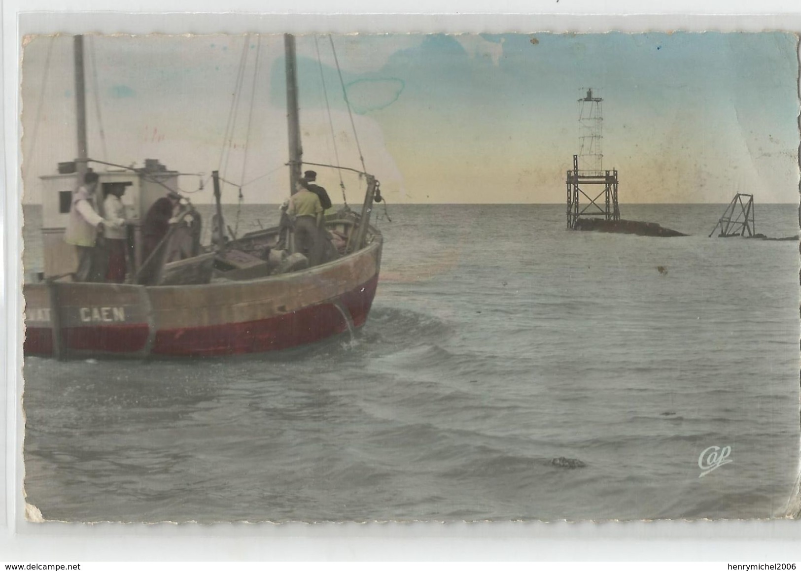 14 Calvados - Courseulles Sur Mer  La Digue Et Le Bateau Promenade Nommé Caen 1954 - Courseulles-sur-Mer