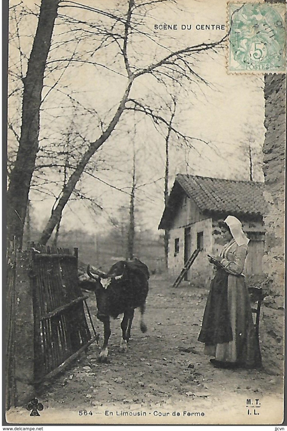 Haute Vienne - Types Limousins - Scène Du Centre - En Limousin - Cour De Ferme N° 564 - Autres & Non Classés