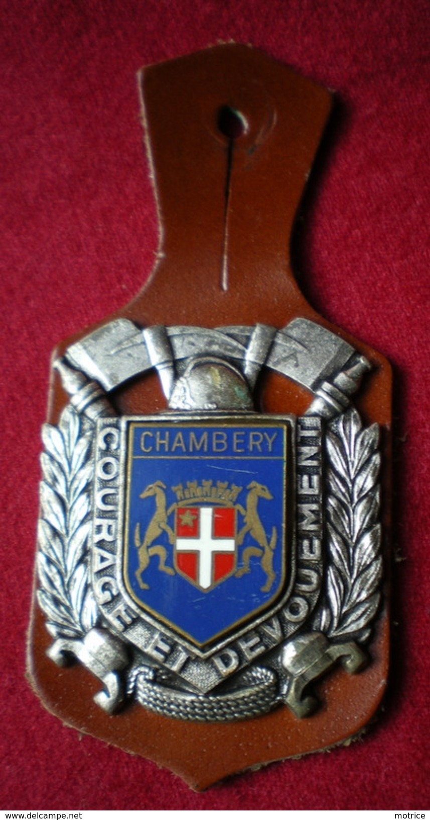 INSIGNE POMPIERS (pucelle)     SAPEURS POMPIERS De Chambery - Feuerwehr