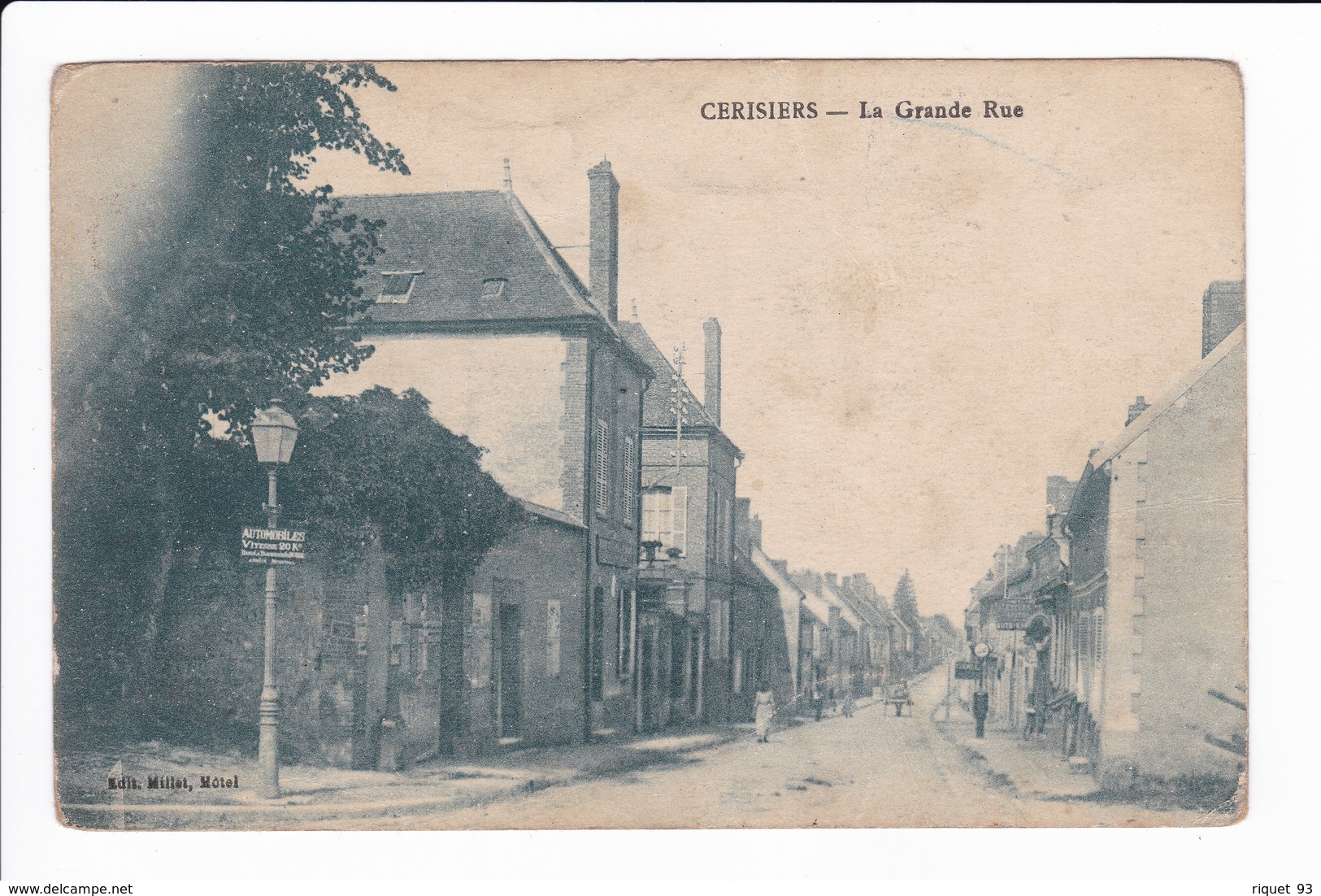CERISIERS - La Grande Rue - Cerisiers