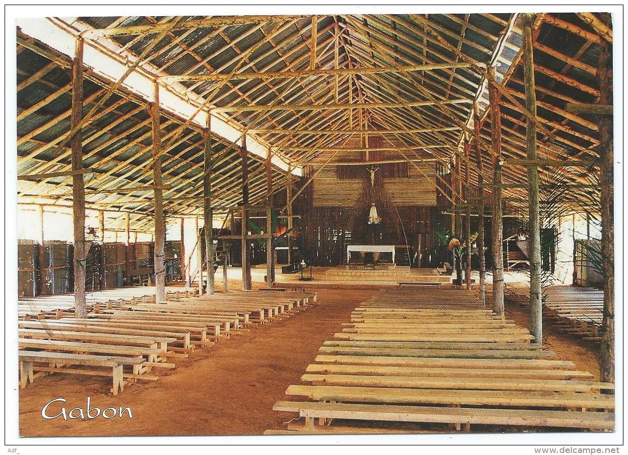 CP MEDOUNEU, VUE INTERIEURE DE L'EGLISE DE LA MISSION CATHOLIQUE, GABON - Gabon