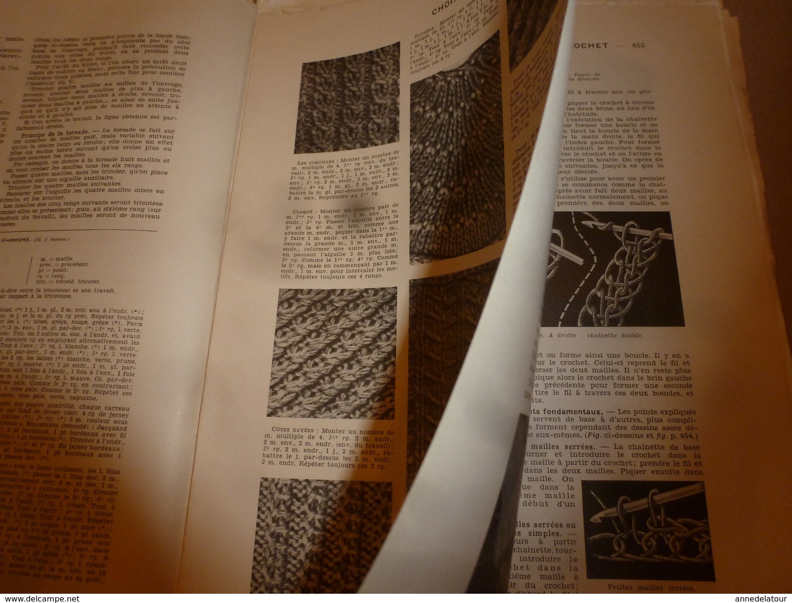 1950 ENCYCLOPEDIE FAMILIALE LAROUSSE ->Le Tricot, Le Crochet, L'hygiène De L'habitation, Les Soins Du Corps - Encyclopédies