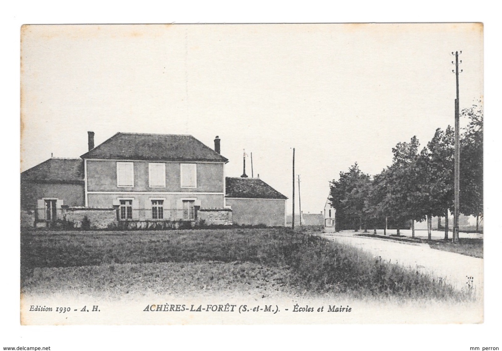 (17533-78) Achères La Forêt - Ecoles Et Mairie - Acheres