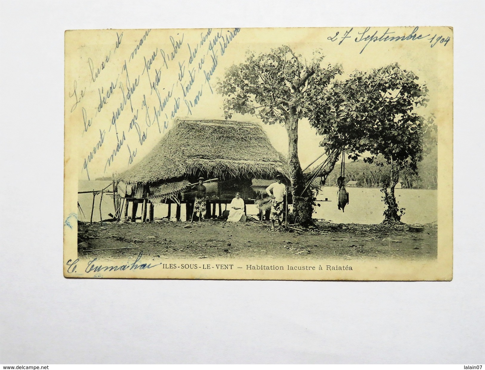 C.P.A. Tahiti : ILES SOUS LE VENT : Habitation Lacustre à RAIATEA, Animé, Timbres 1904, TRES RARE - Polynésie Française