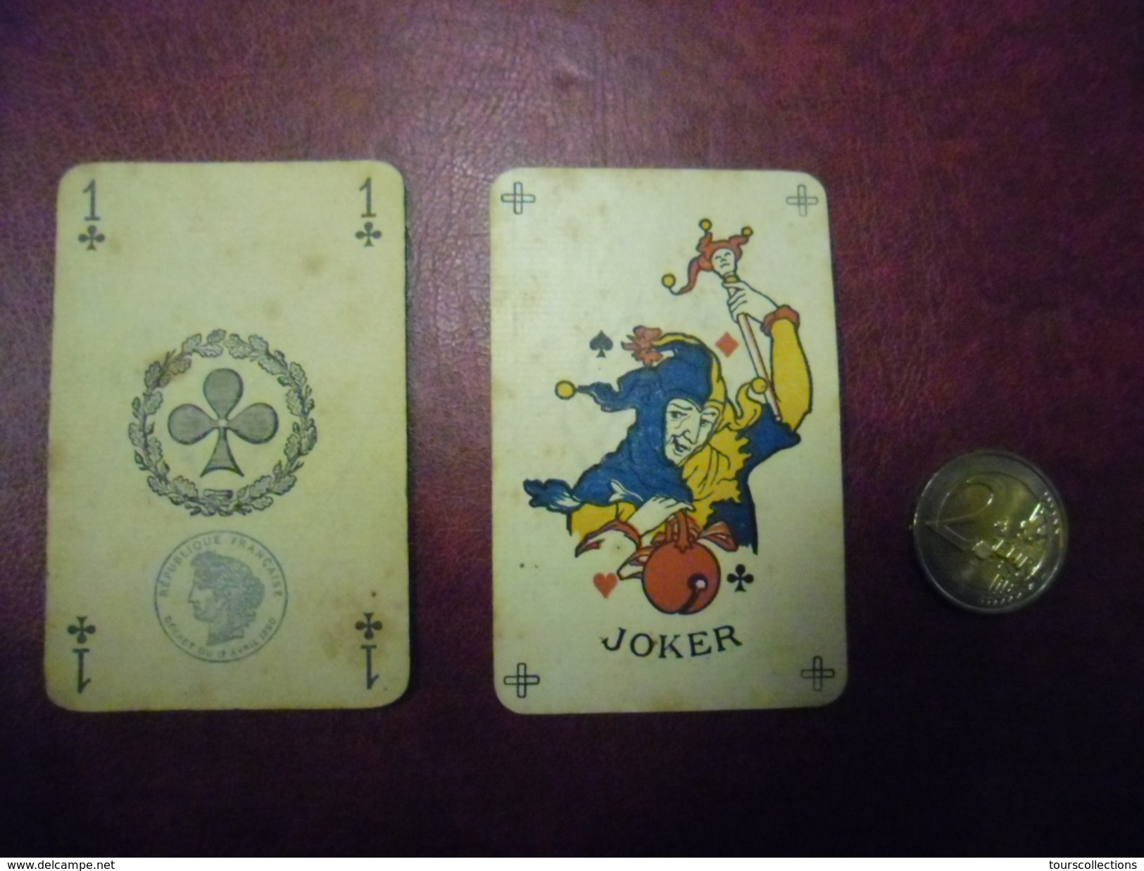 JEU Trés Ancien De 52 Cartes à Jouer Avec JOKER - AS De Trèfle Avec La Taxe Du Décret De 1890 - Il Manque Dame De Trèfle - 54 Cards