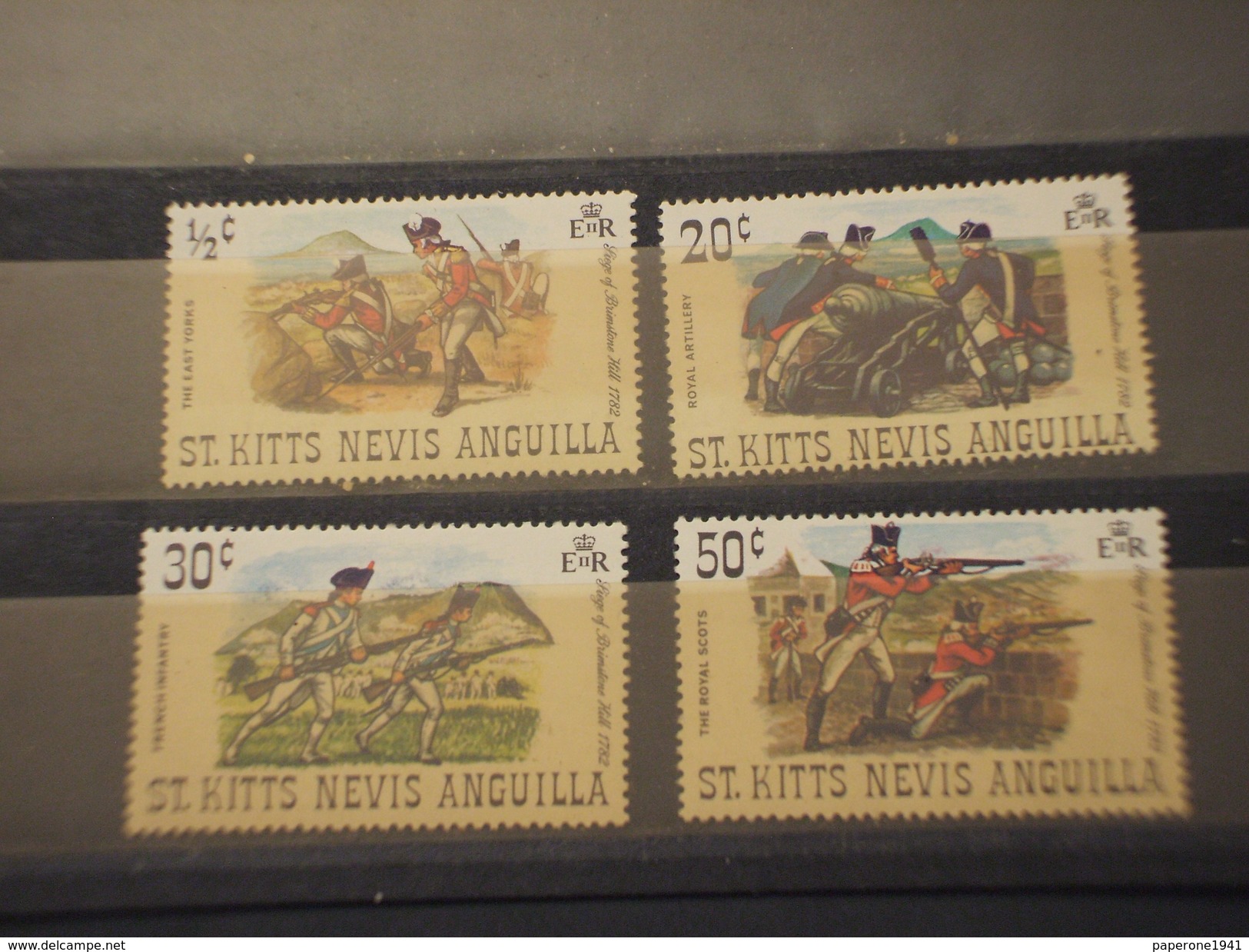 ST. KITTS - 1971 UNIFORMI 4 VALORI - NUOVI(++) - St.Christopher-Nevis-Anguilla (...-1980)