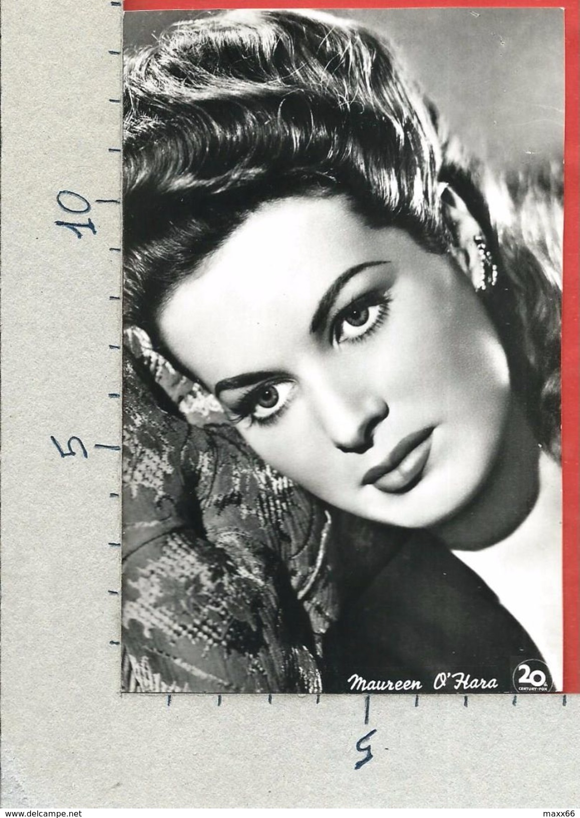 CARTOLINA NV ITALIA - CINEMA - ATTRICI - Maureen O'Hara - TAGLIATA - Actors