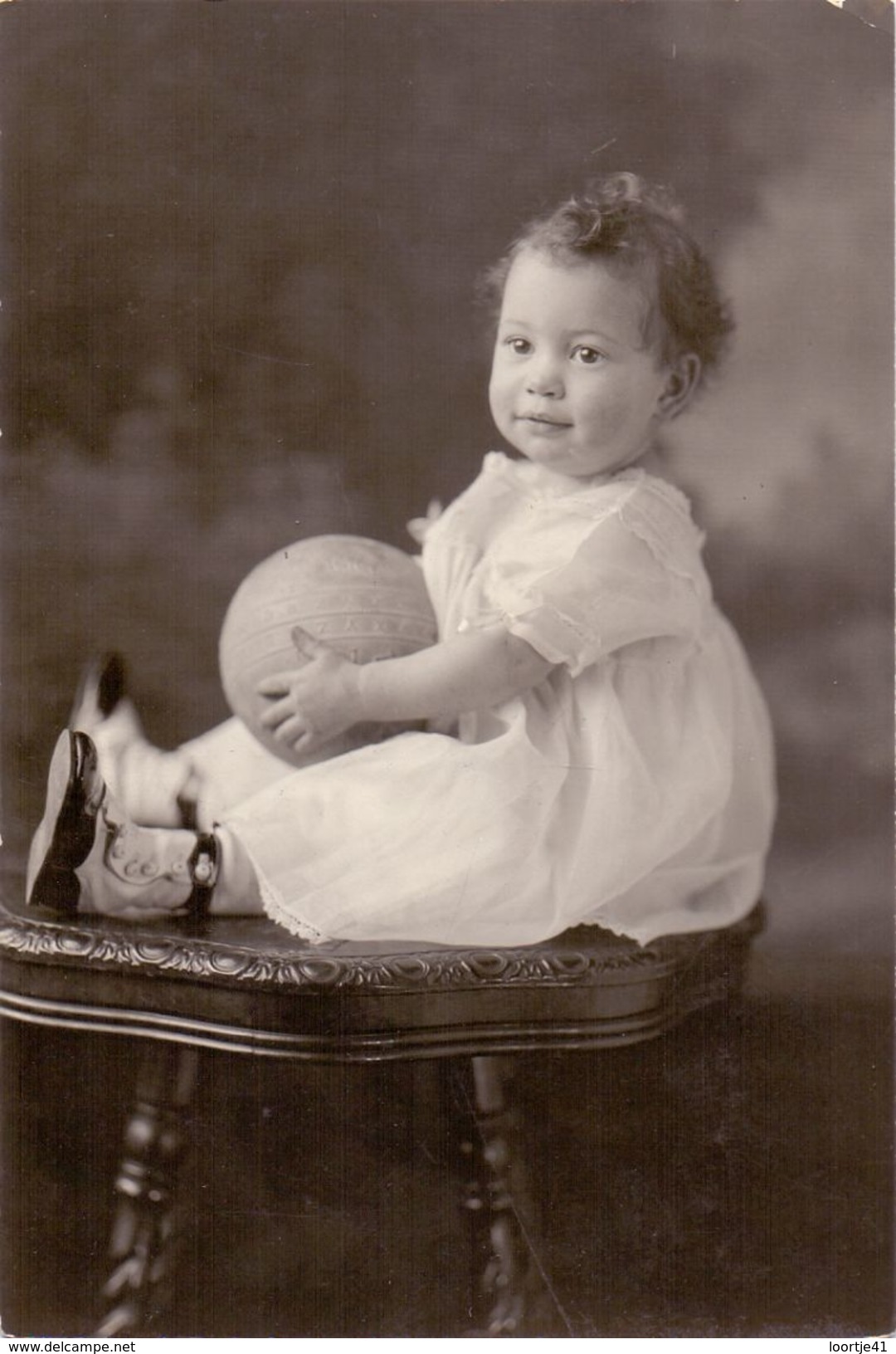 Foto  Photo - Meisje - Petite Fille - Little Girl - Baby - Photographe Cooley Studio USA - Non Classés