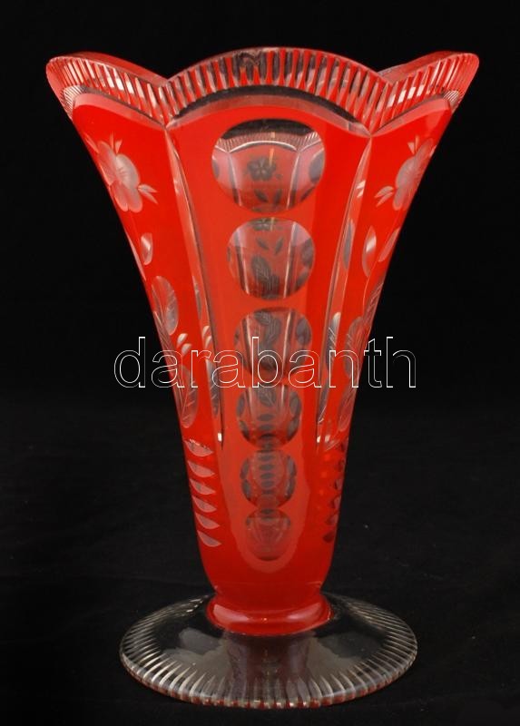 Virágmotívumos Metszett, Többrétegű üvegváza, Jelzés Nélkül, Csorbákkal, M: 27 Cm - Verre & Cristal